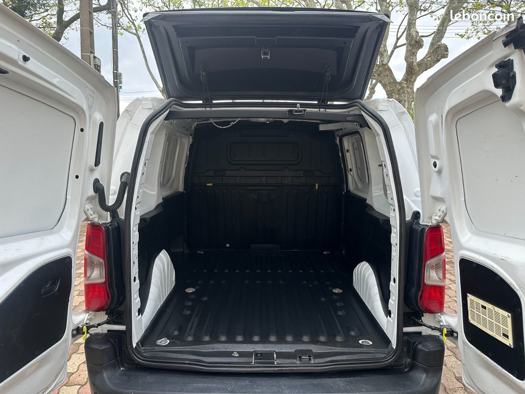 CITROEN BERLINGO Van M 1000kg 1.6 BlueHDi 100 ch 3 places (image 11)