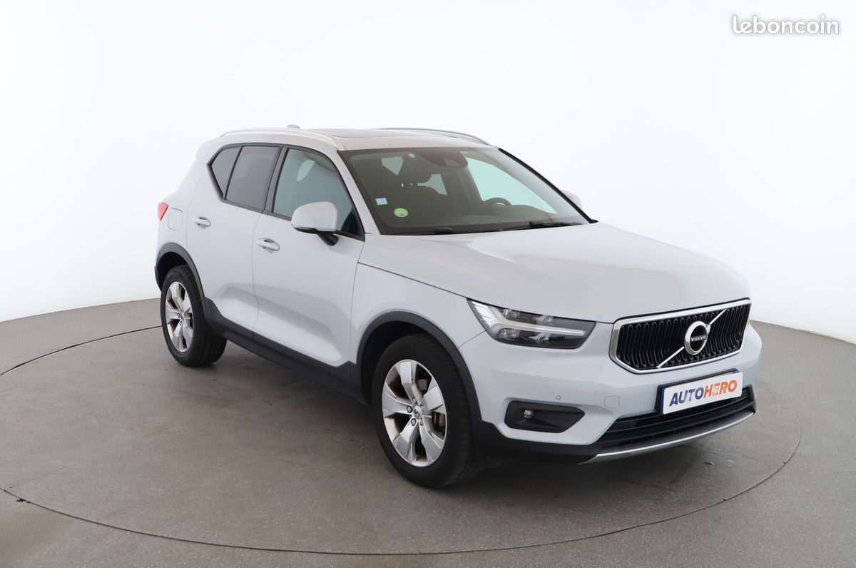 Volvo XC40 2.0 D3 AdBlue Business Geartronic 8 150 ch (image 4)