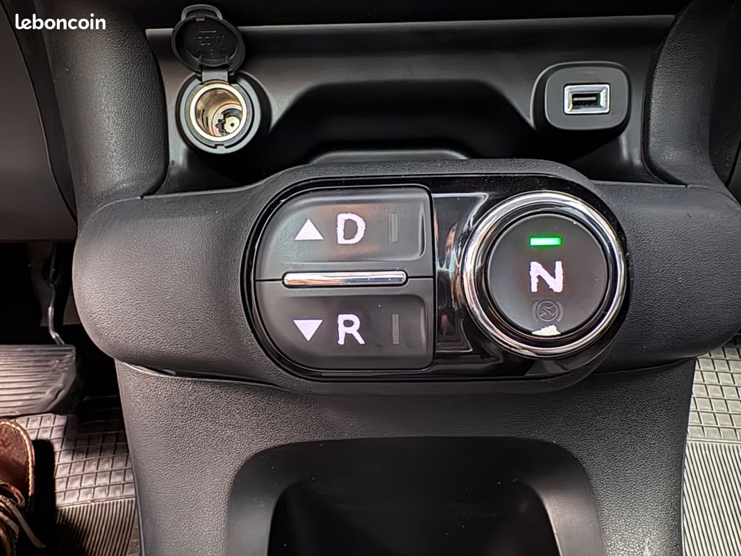 Citroen c4 cactus 1.2 puretech 82 feel edition bva (image 22)