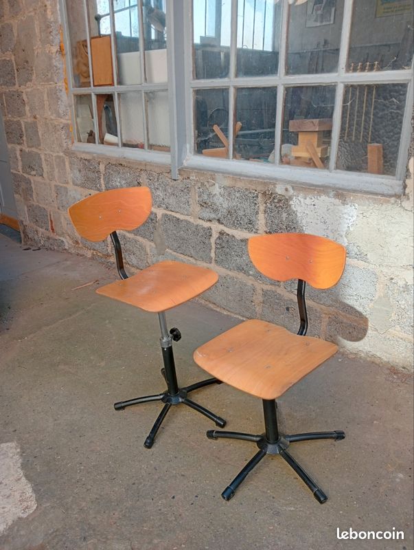 2 chaises d'atelier (image 2)