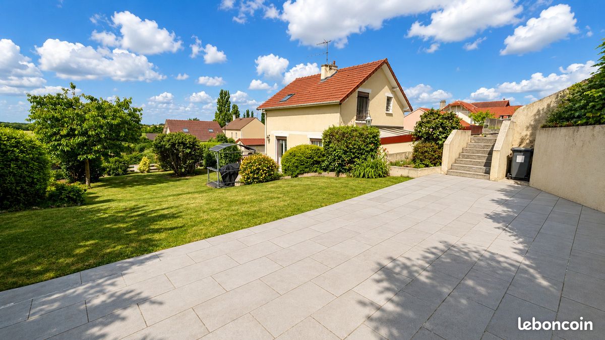 Maison 7 pièces 120 m² · à Louvres · 120 m² · 394 900 €