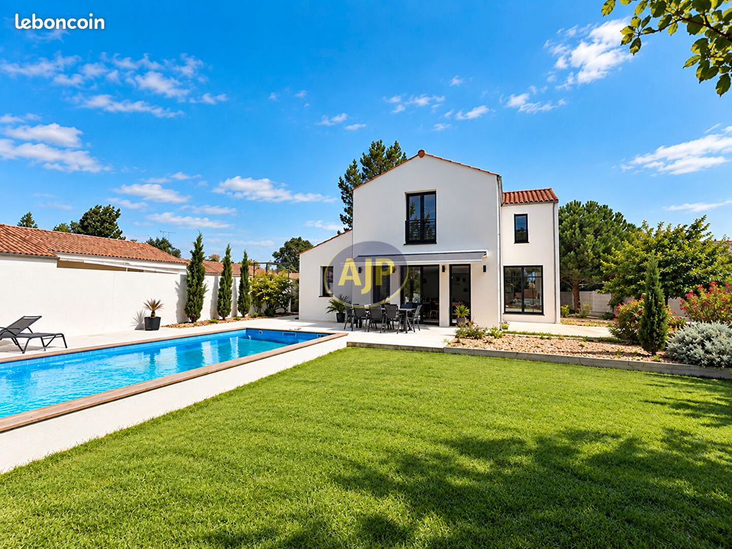 Maison 6 pièces 217 m² · à Saint-Jean-de-Monts · 217 m² · 629 400 €