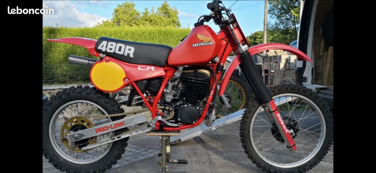 Vends 480 CR 1982 (image 1)