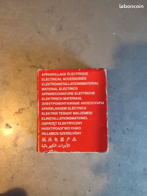 Legrand 665090 Voyant lumineux pour interrupteur bipolaire et permutateur Mosaic et Céliane, 230V, 0,15mA (image 2)