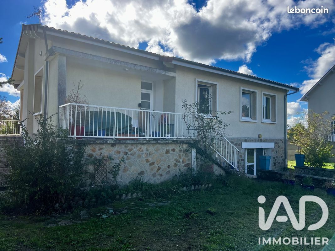 Maison 7 pièces 137 m² · à Saint-Junien · 137 m² · 260 000 €