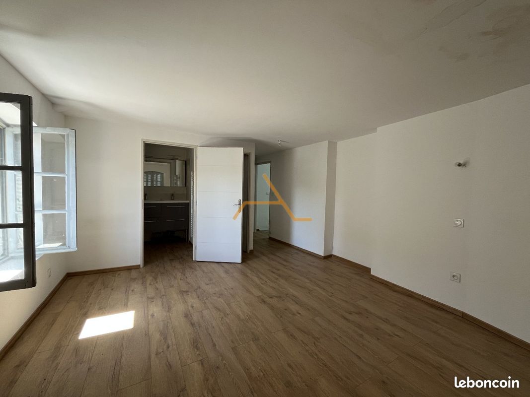 Appartement 53 m² · à Valréas · 53 m² · 60 000 €