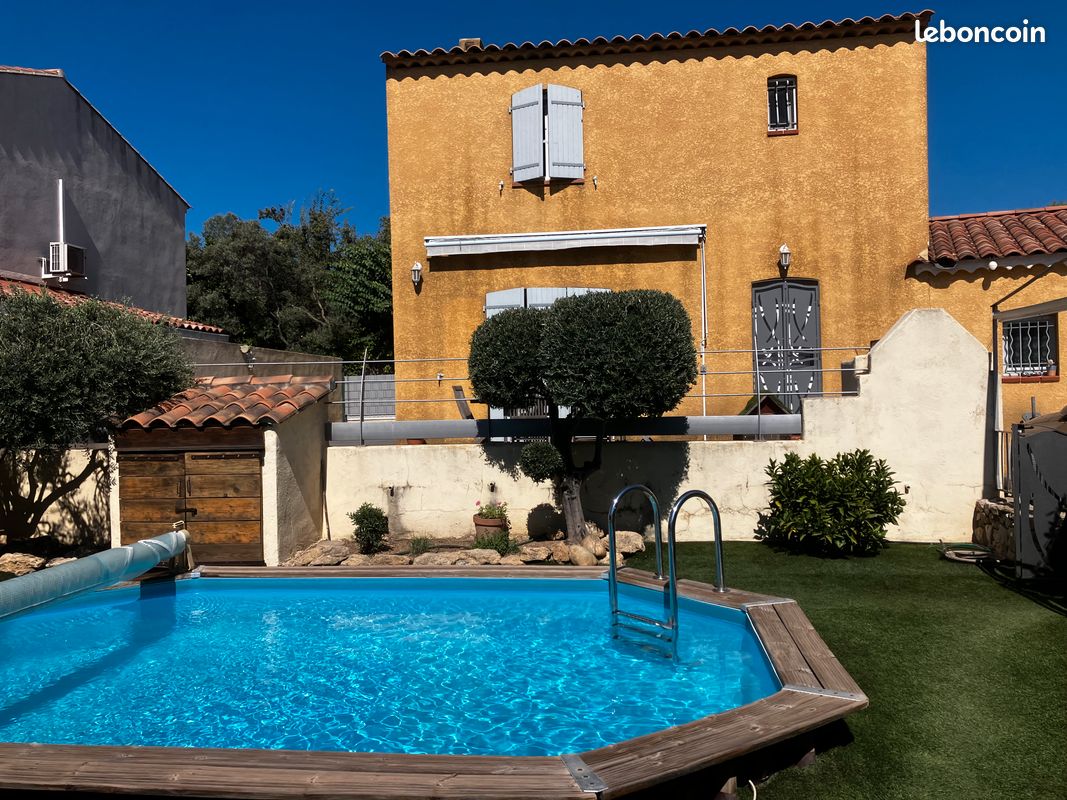 Maison 4 pièces 100 m² · à La Fare-les-Oliviers · 100 m² · 430 000 €