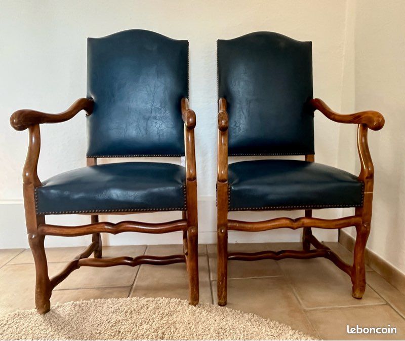 Paire de fauteuils style Louis XIII (image 5)