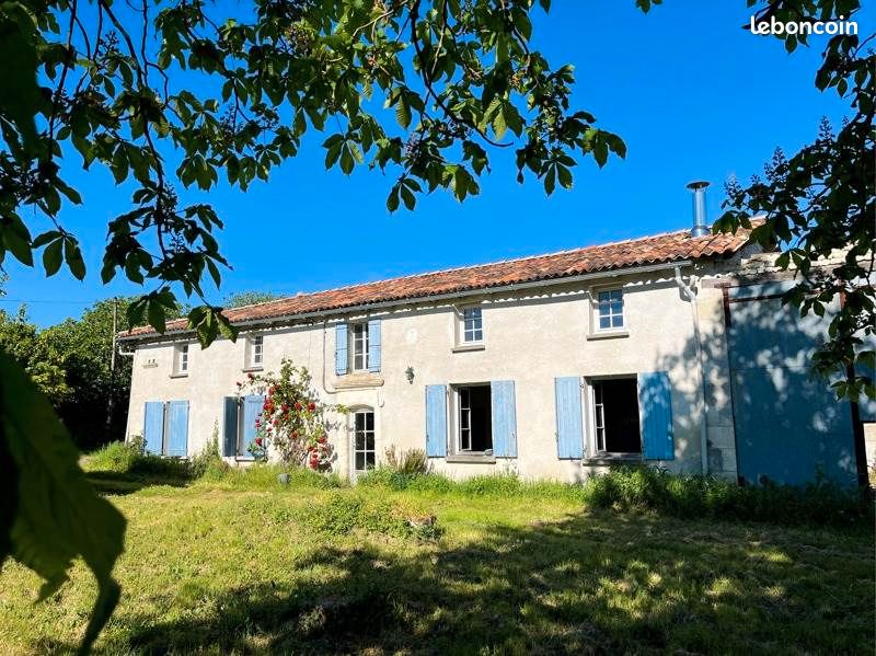 Maison 5 pièces 107 m² · à Jonzac · 107 m² · 103 740 €