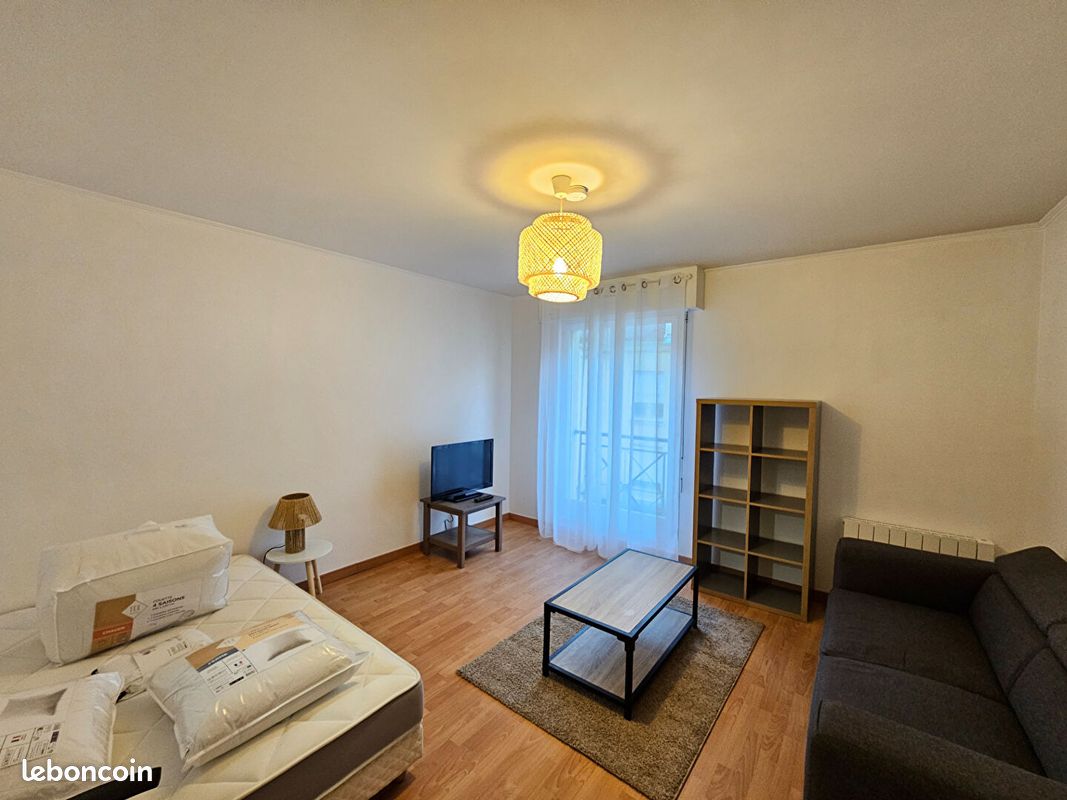 Appartement 1 pièce 28 m² · à Compiègne · 28 m² · 635 €/mois
