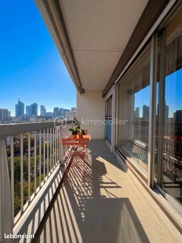 Appartement 3 pièces 69 m² · à Courbevoie · 69 m² · 489 000 €