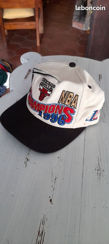 Casquette Officielle Chicago NBA Champions Vintage