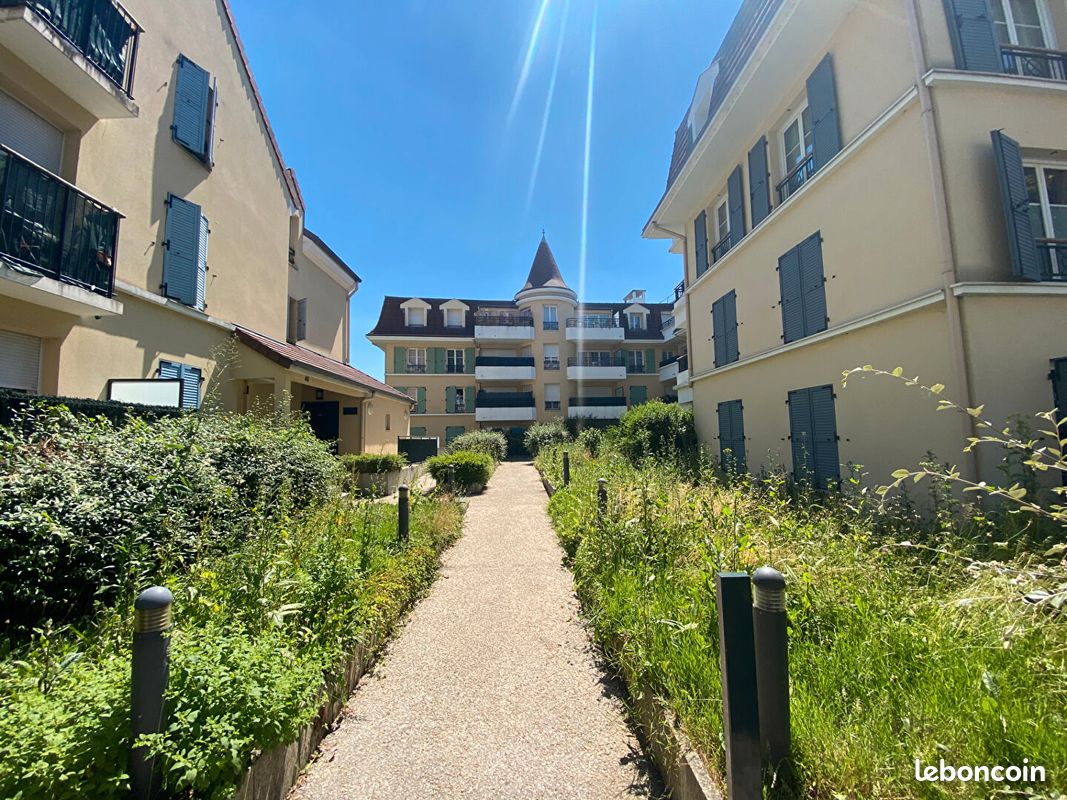 Appartement 3 pièces 56 m² · à Vaujours · 56 m² · 210 000 €