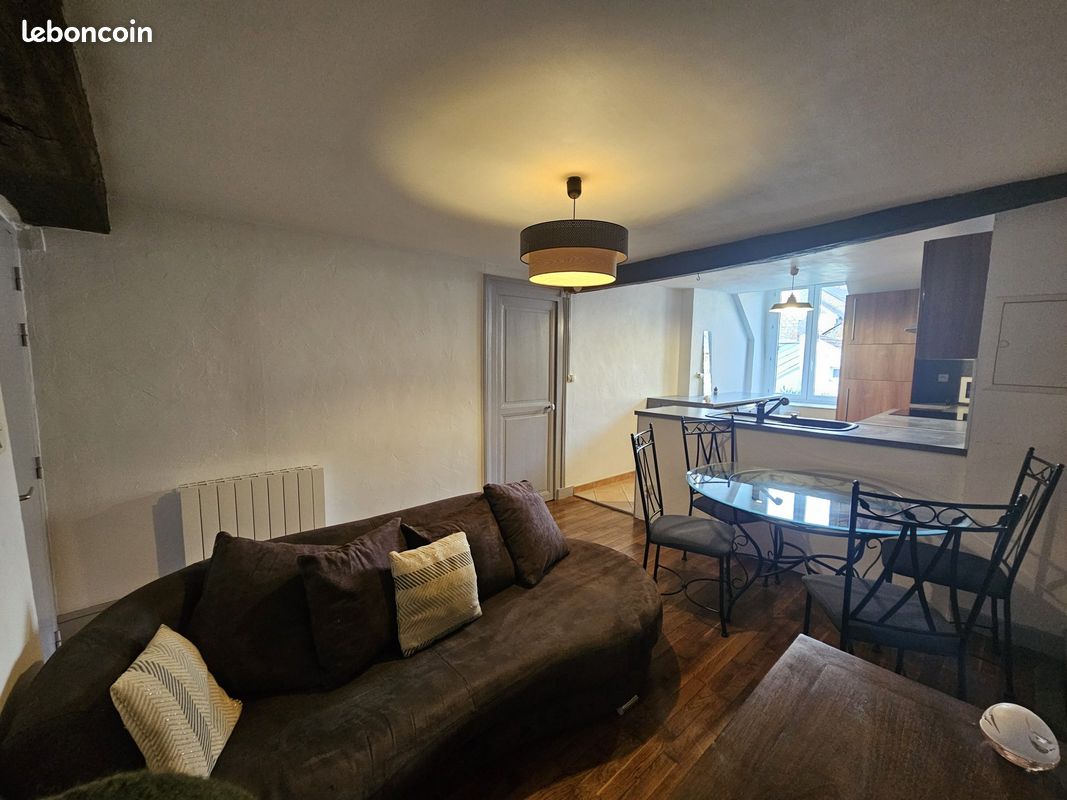 Appartement 2 pièces 34 m² · à Orléans · 34 m² · 595 €