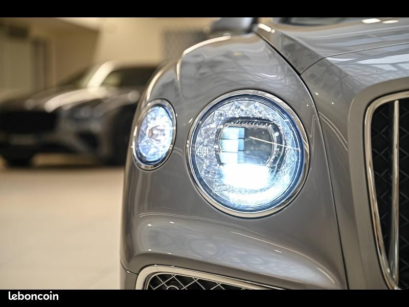 Bentley Flying Spur V6 3.0 HYBRID (image 4)