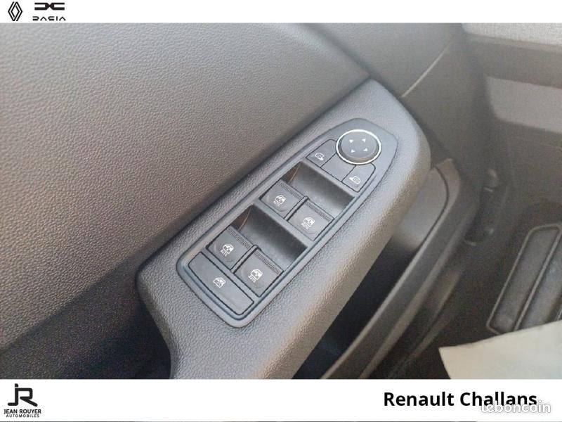 Renault Clio 1.5 dCi 100ch Evolution - 25 (image 20)