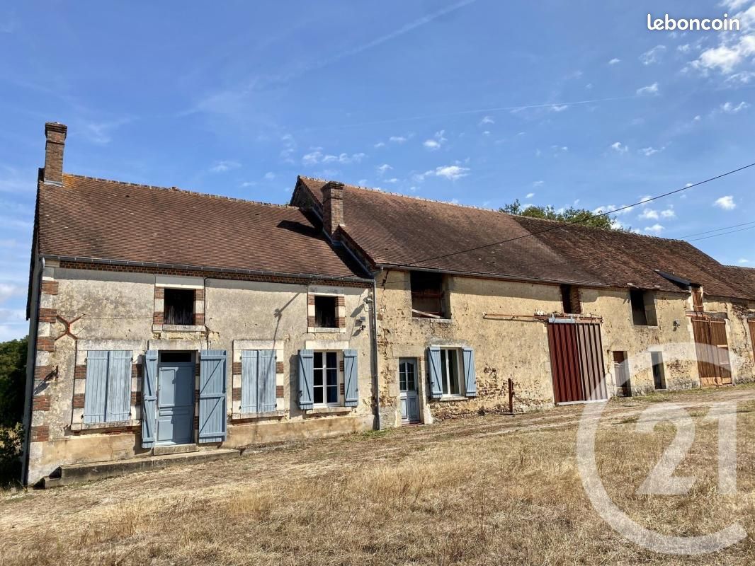 Maison 6 pièces 128 m² · à Saint-Amand-en-Puisaye · 128 m² · 140 000 €