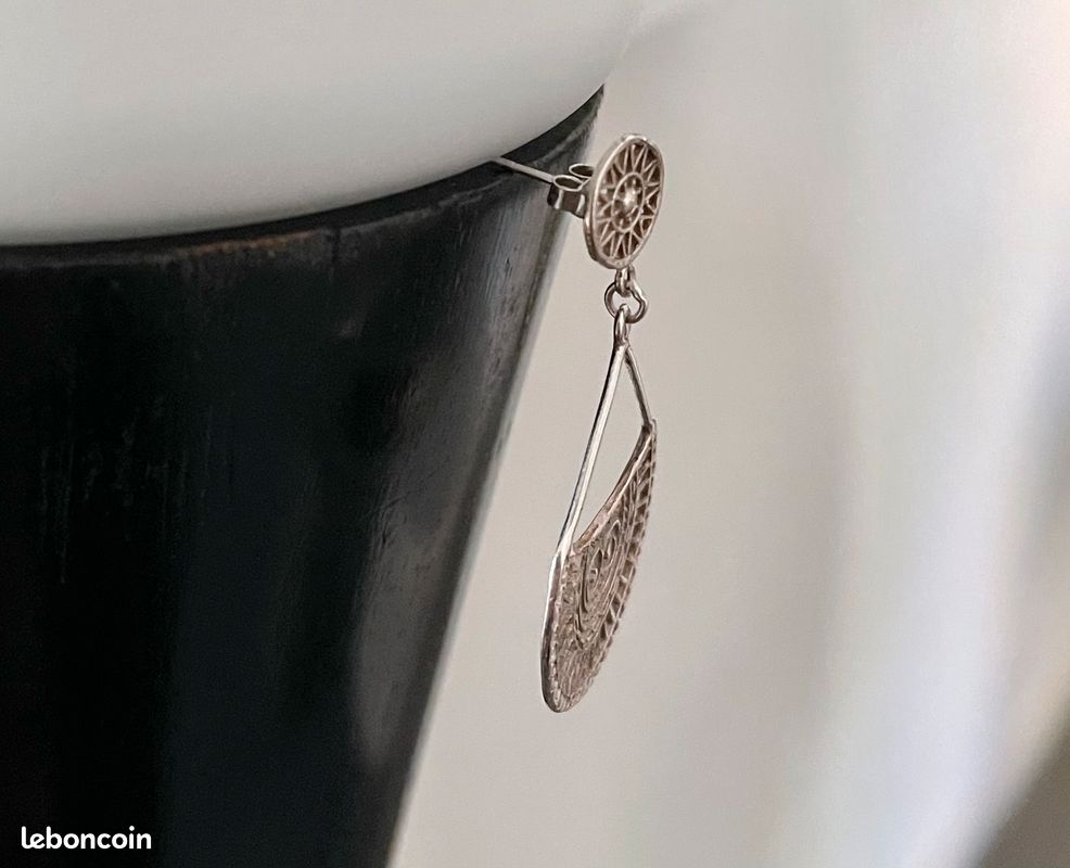 Très jolie Mono Boucle d'oreille en argent (image 4)