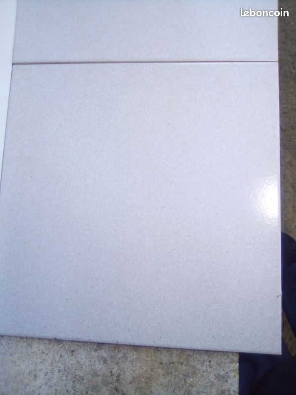 Carrelage 30x30 (image 1)