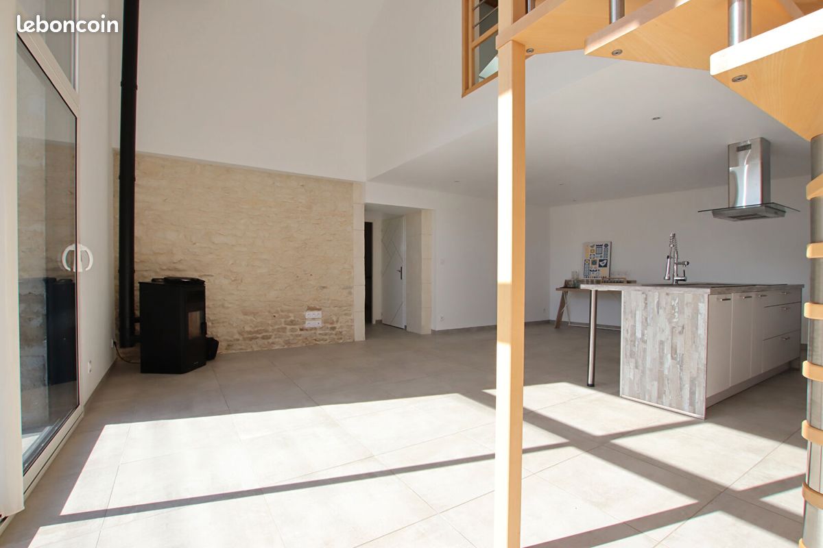 Maison 4 pièces 115 m² - Aigondigné 79370 (image principale 3)