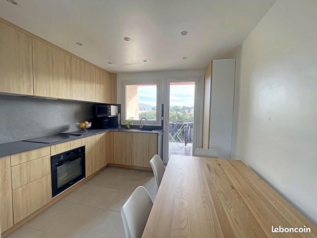 Appartement 3 pièces 57 m² · à Marseille · 57 m² · 1 270 €