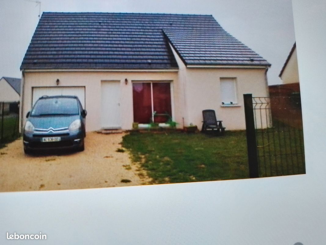 Maison 5 pièces 77 m² · à Chailles · 77 m² · 880 €/mois