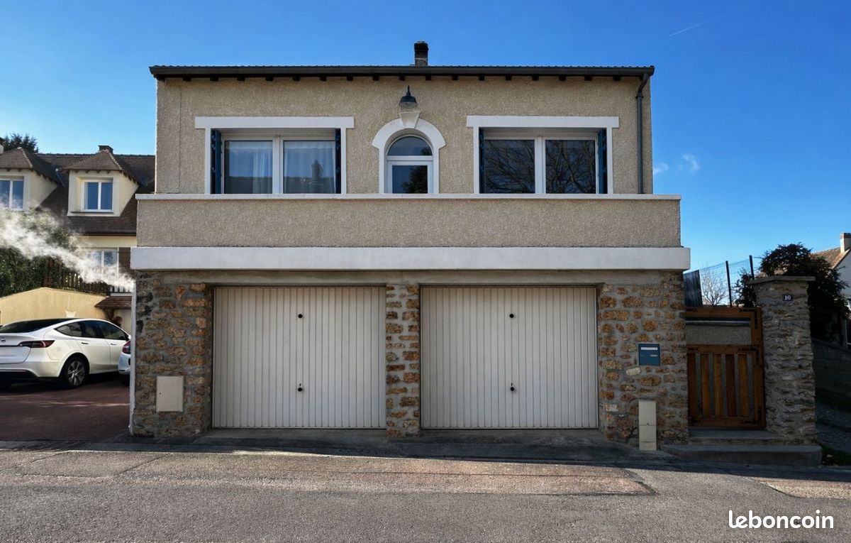 Maison 5 pièces 70 m² · à Méré · 70 m² · 335 000 €