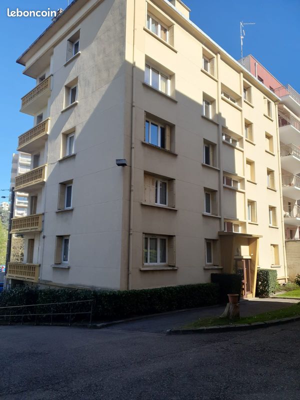 Appartement 4 pièces 70 m² · à Saint-Étienne · 70 m² · 80 000 €