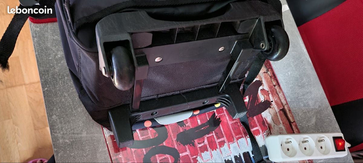 Cartable état neuf (image 3)