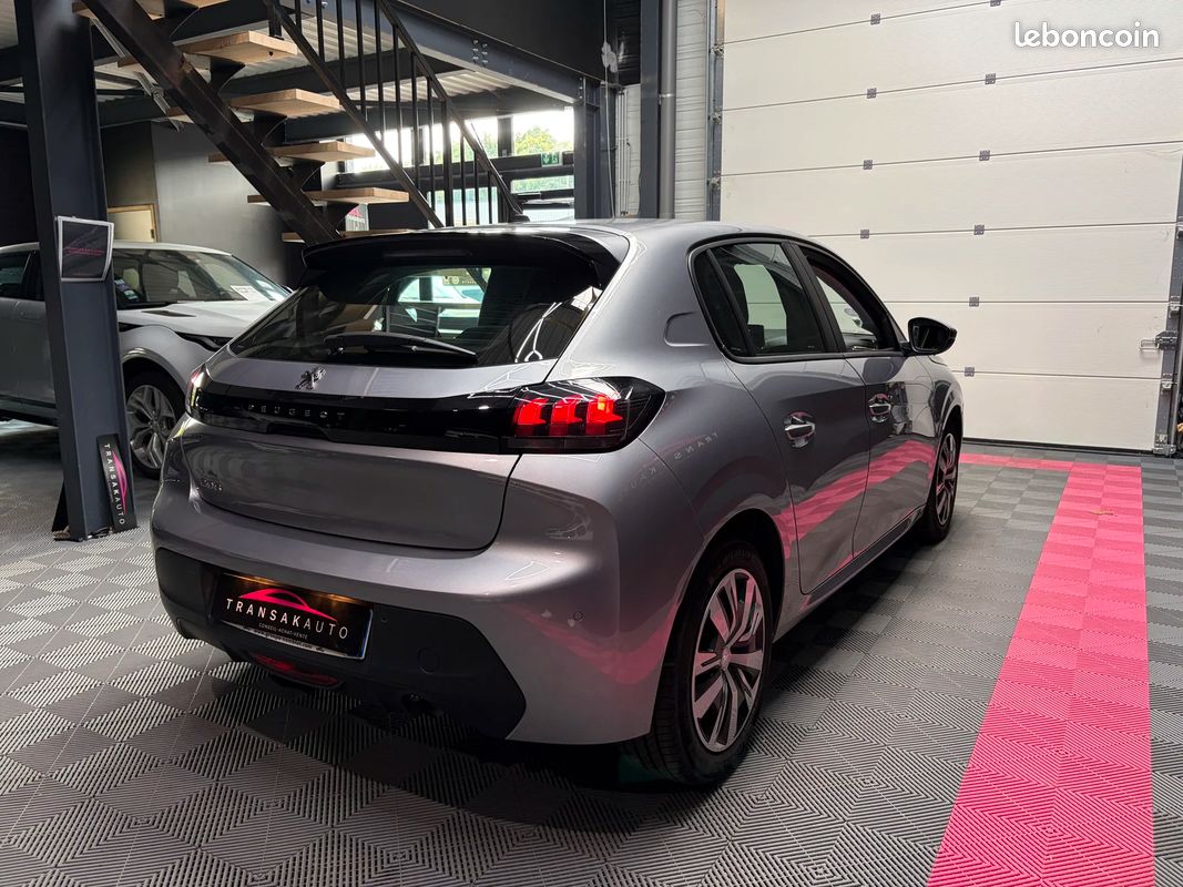 Peugeot 208 1.2 75i STYLE / DISTRIBUTION OK / ENTRETIEN PEUGEOT / BATTERIE NEUVE (image 5)