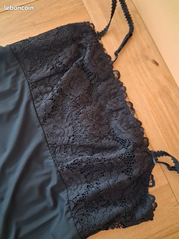 Jolie nuisette noire dentelle Rouge-Gorge Taille 40 (image 2)