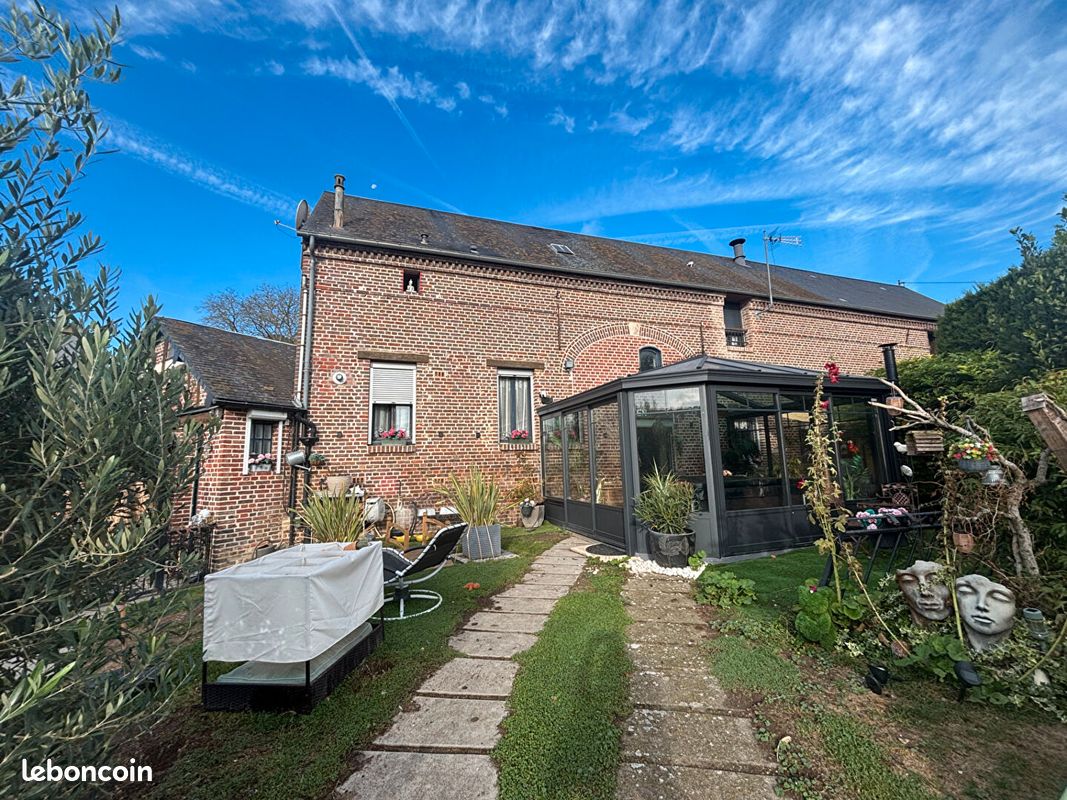 Maison 6 pièces 152 m² · à Sainte-Geneviève · 152 m² · 344 900 €