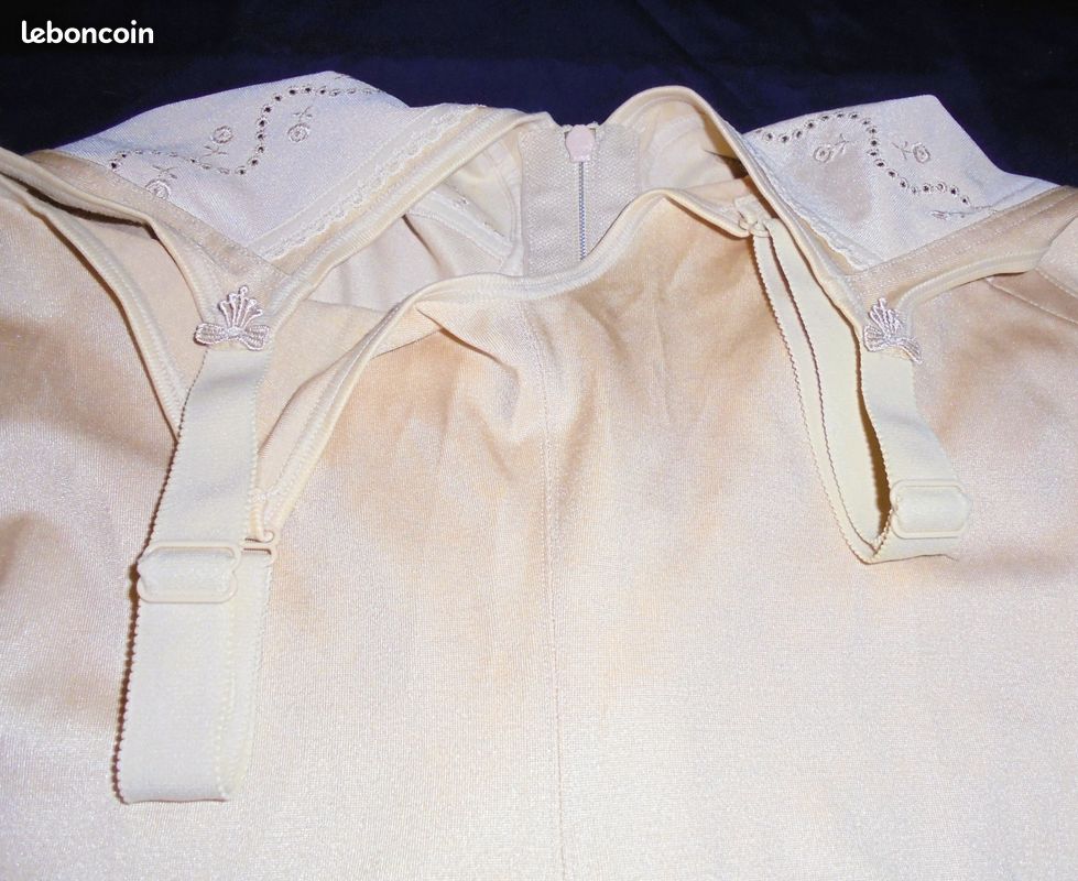 Combiné Gaine Fermé Triumph Geraldine TS Blanc Taille 105B (FR) / 90B (EU) - Corselet Sans Armature, Occasion Parfait état