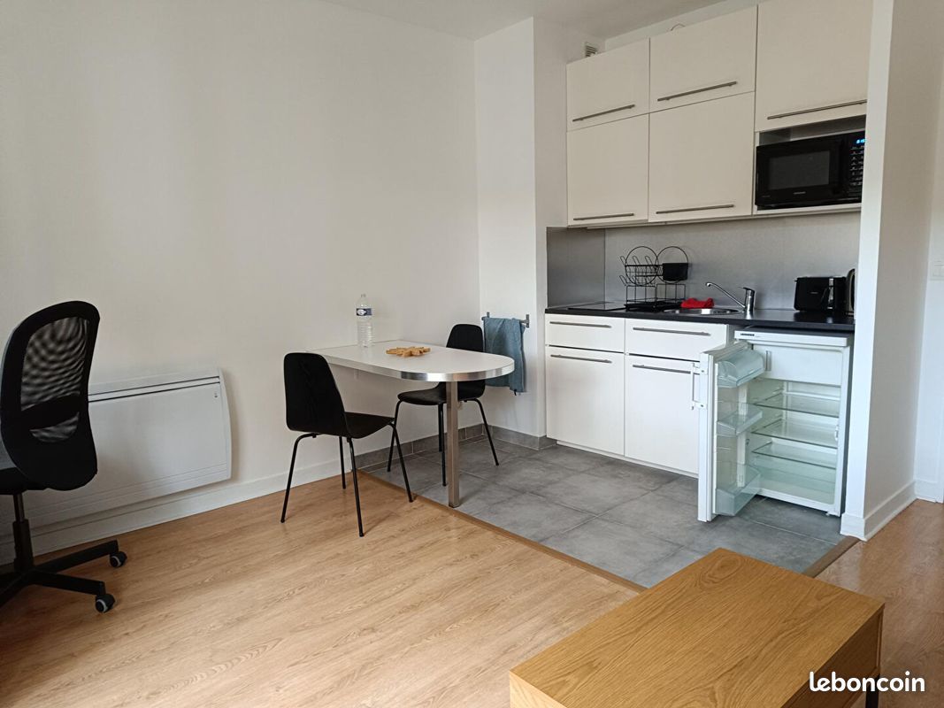 Appartement 1 pièce 22 m² · à Lille · 22 m² · 570 €