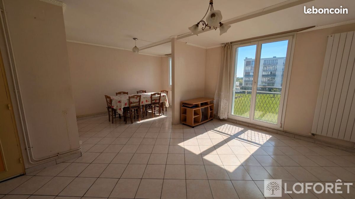 Appartement 3 pièces 64 m² · à Beauvais · 64 m² · 69 000 €