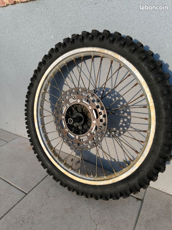 Moyeux De Roue Avant – Kawasaki KX 125 1989 – Pièce Occasion – France