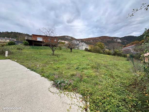 Terrain à vendre