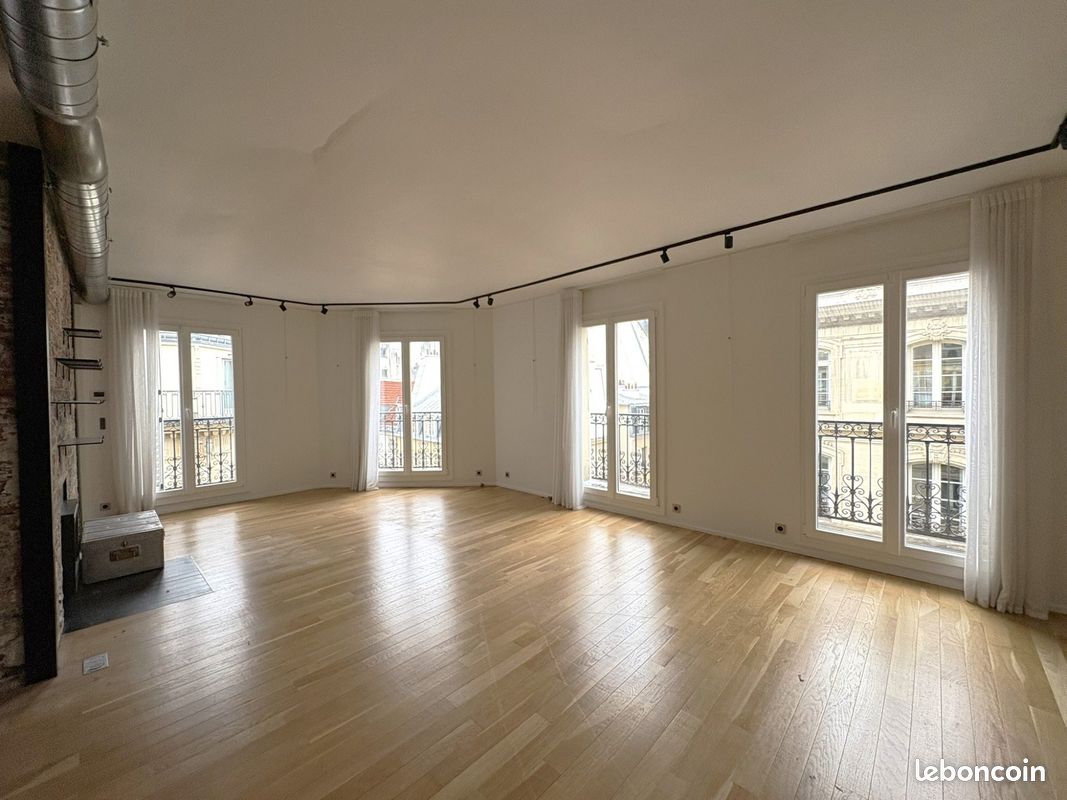 Appartement 5 pièces 175 m² · à Paris 7ème Arrondissement · 175 m² · 7 800 €/mois
