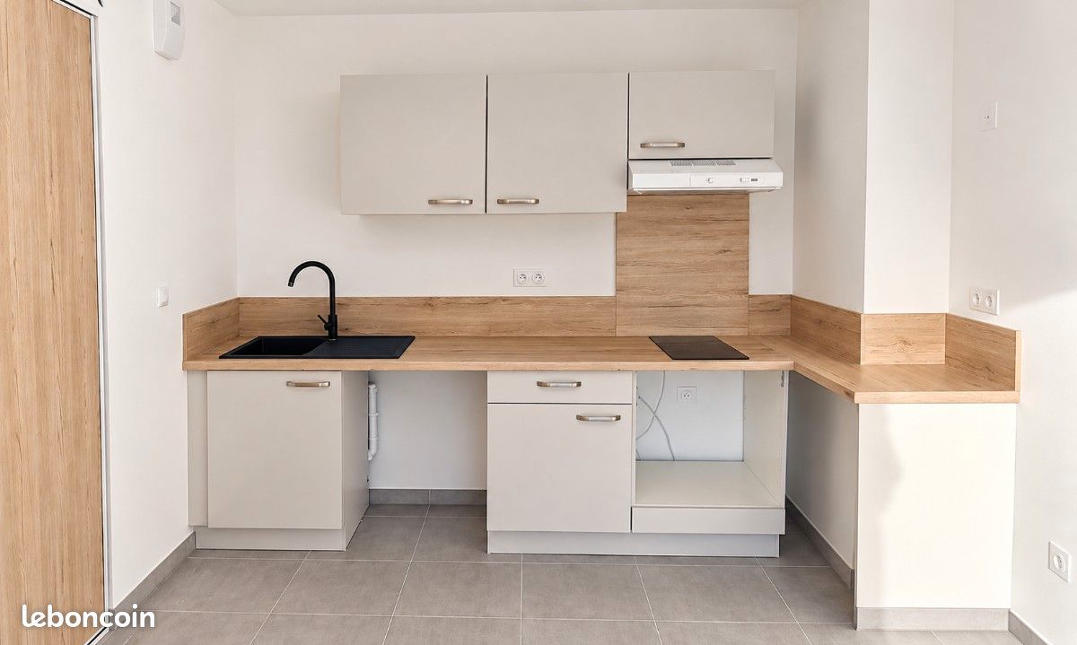 Appartement 2 pièces 41 m² · à Hyères · 41 m² · 736 €/mois