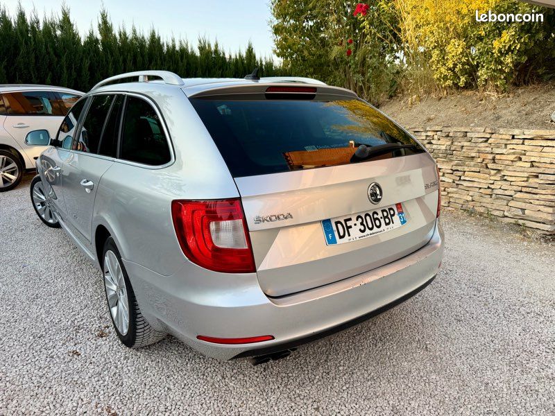 Skoda superb 2.0 tdi 170cv dsg phase 2 ct ok (image 4)