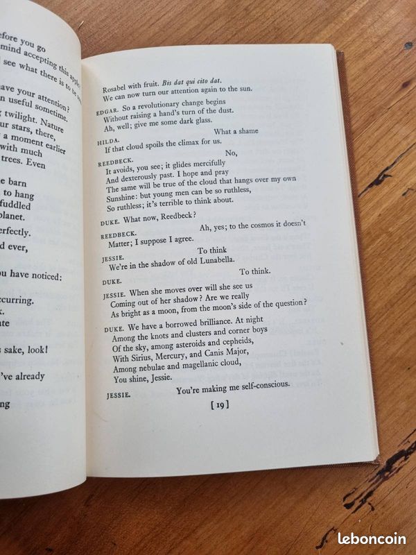 Venus Observed by Christopher Fry, livre ancien en anglais (image 4)