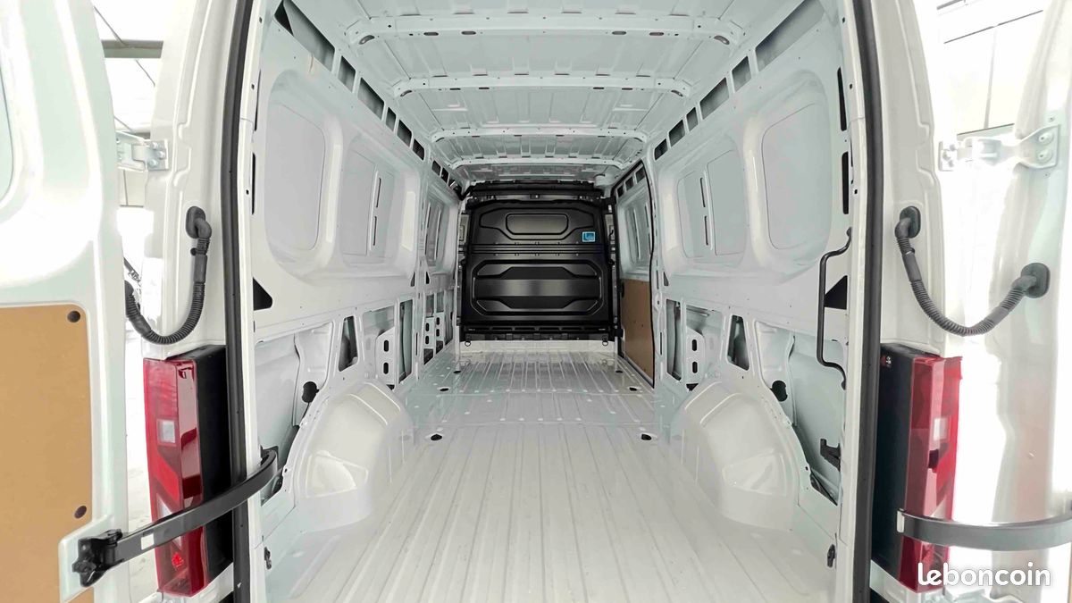 34 990 HT - Nissan INTERSTAR 3T5 L3H2 2.0 DCI 170 BVA9 N-CONNECTA + CAMERA NEUF (image 7)