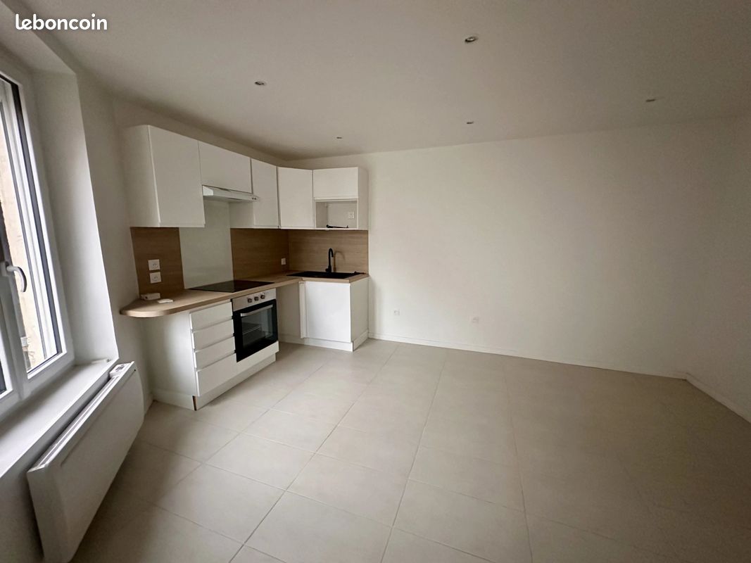 Maison 3 pièces 38 m² · à Tournan-en-Brie · 38 m² · 890 €/mois