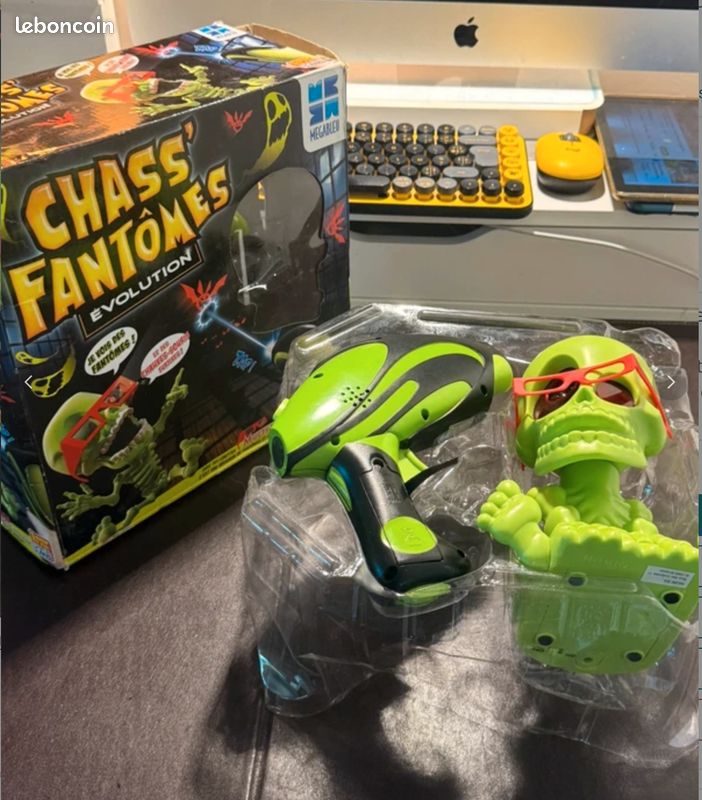 ATTACK FANTOMES, Jeu de tir sur des fantômes, Electronique, Parle en français, Jouet pour Enfants dès 5 Ans, 8915, Noir, Jaune ATTACK FANTOMES, Jeu de tir sur des fantômes, Electronique, Parle en français, Jouet pour Enfants dès 5 Ans, 8915, Noir, Jaune