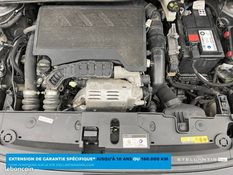 Peugeot 208 PureTech 100 S&S EAT8 GT (image 15)