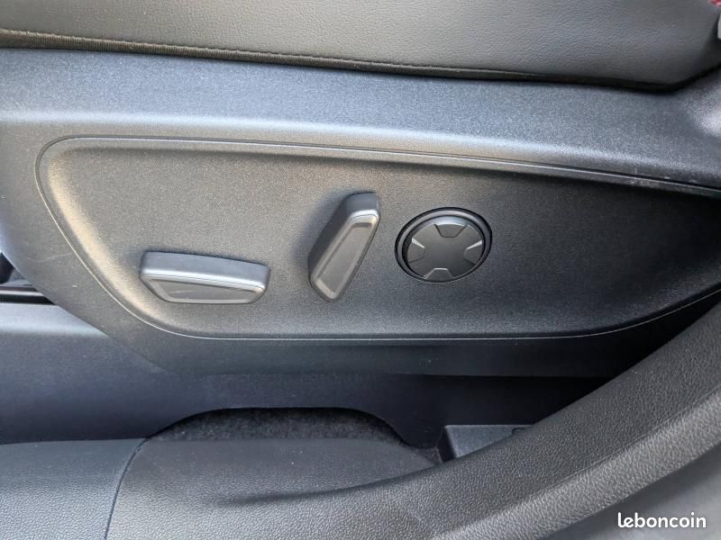 Ford Kuga 2.5 Duratec 243ch Hybride Rechargeable ST-Line X Powershift (image 17)