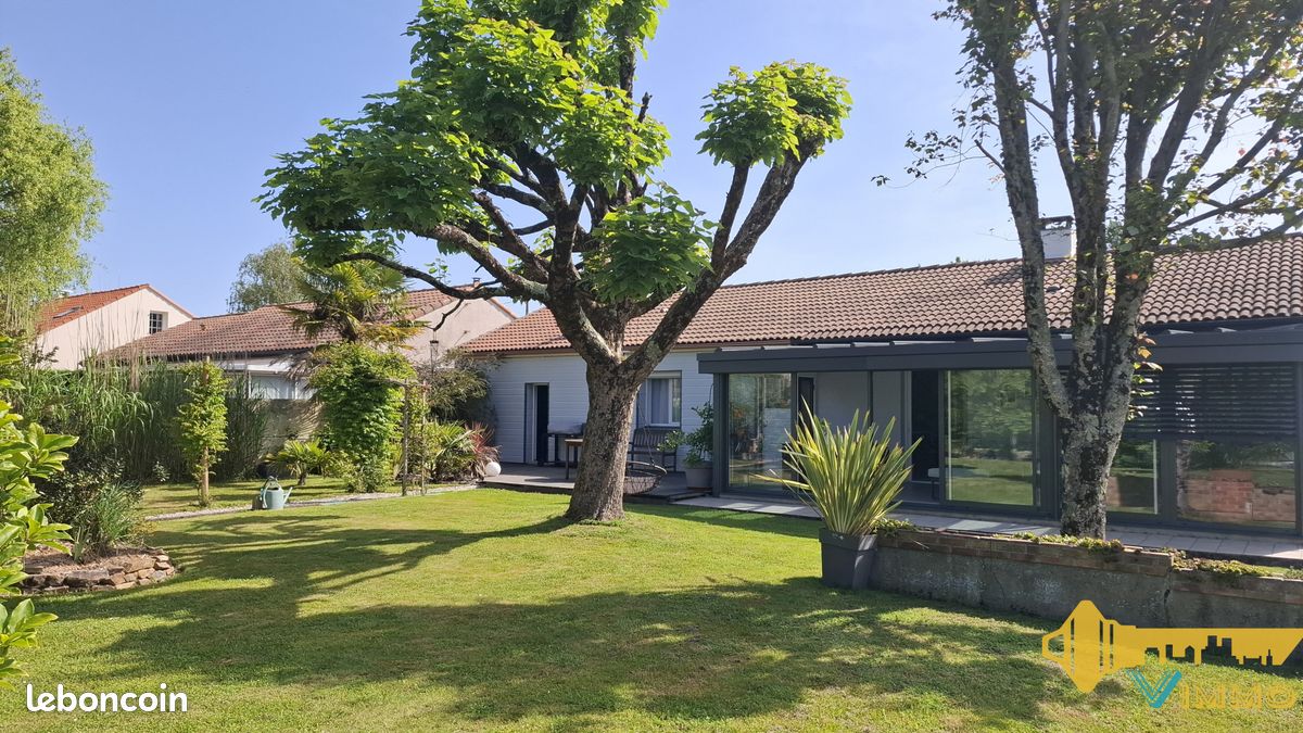 Maison 6 pièces 91 m² · à Port-Saint-Père · 91 m² · 348 000 €