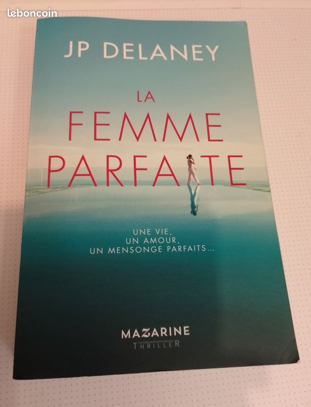Livre "La femme parfaite". JP Delaney. Grand format (image 1)