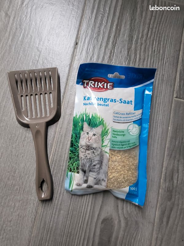 Distributeur croquettes herbe chat et pelle (image 3)