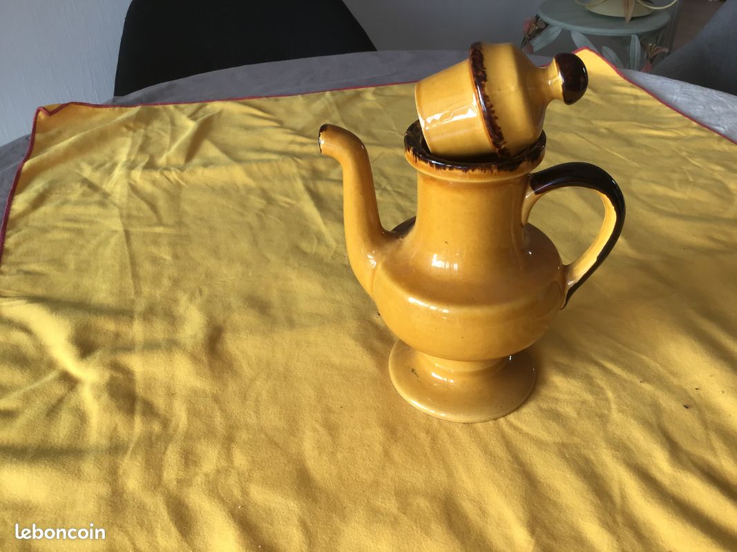 Cafetière signée (image 4)